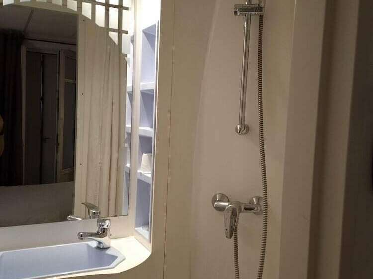 חדר סטנדרט, Hôtel De Lyon