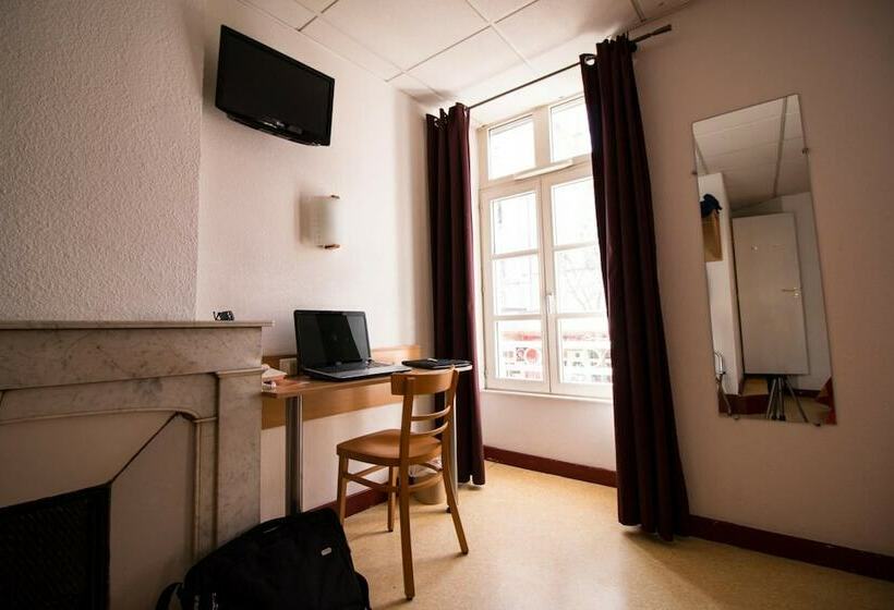 חדר סטנדרט לשלושה, Hôtel De Lyon