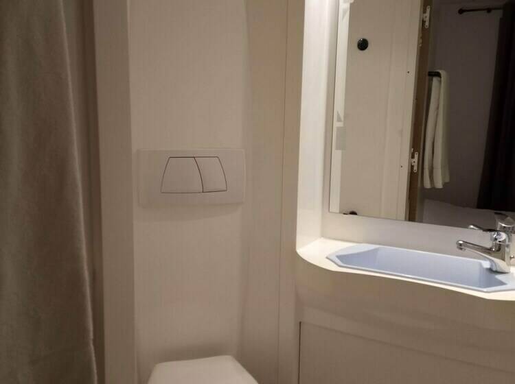 חדר סטנדרט, Hôtel De Lyon