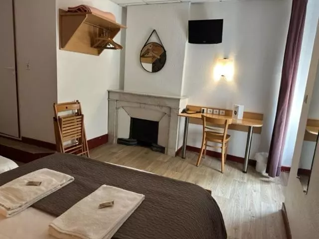 Chambre Triple Standard, Hôtel De Lyon
