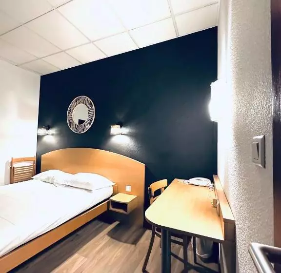Chambre Quadruple Standard, Hôtel De Lyon