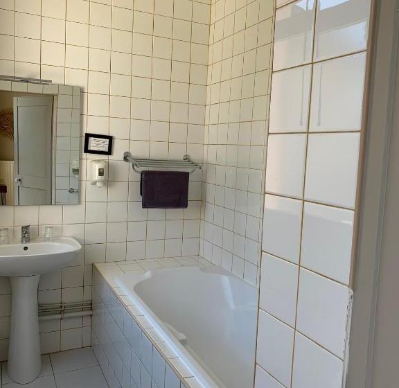 テラス付きスタンダードルーム, Hôtel Lapérouse Des Cordeliers