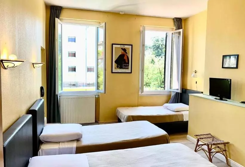 اتاق سوپریور سه تخته, Hôtel Lapérouse Des Cordeliers
