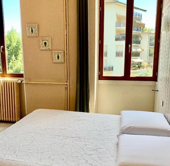 スタンダードルーム, Hôtel Lapérouse Des Cordeliers