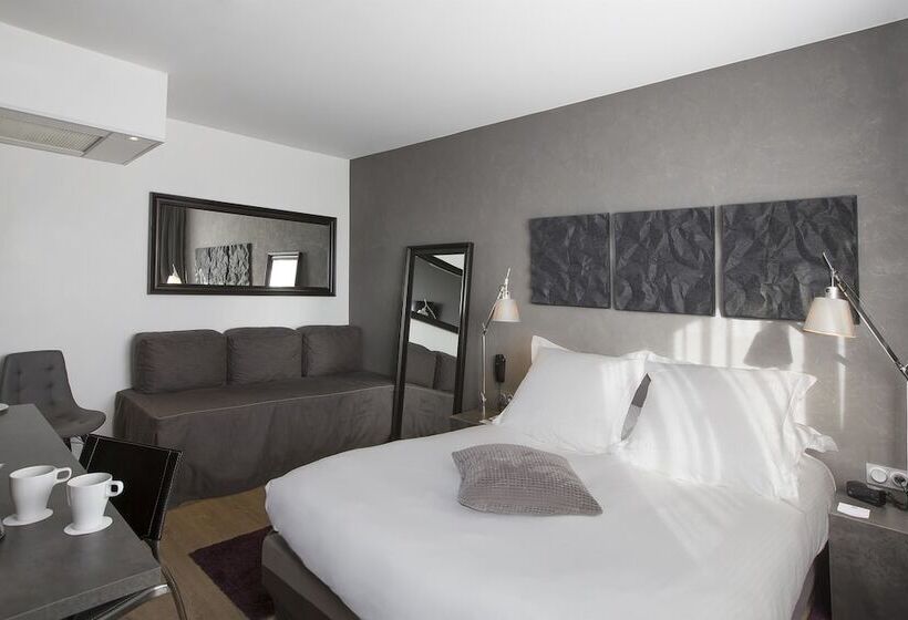 غرفة كومفورت ثلاثية, Hôtel Littéraire Alexandre Vialatte, BW Signature Collection