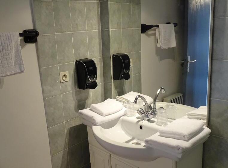 غرفة كومفورت, Hôtel Mas De L Espaïre