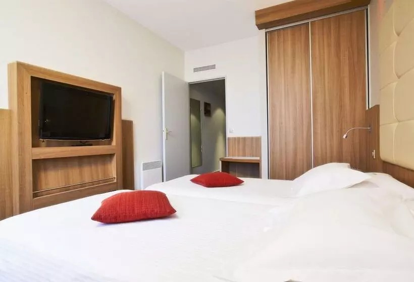 اتاق استاندارد, Kyriad Hotel Tours Centre
