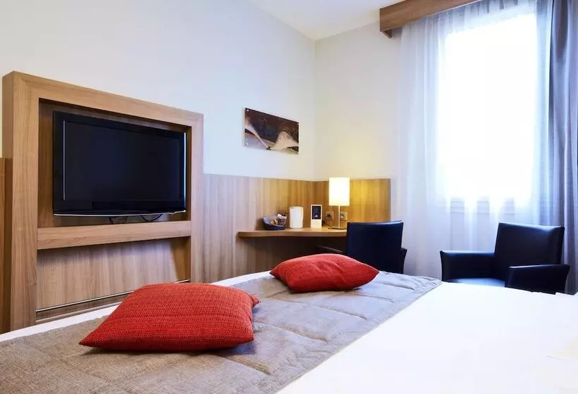 Standard-huone Parivuode, Kyriad Hotel Tours Centre