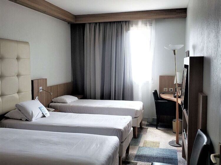 غرفة قياسية, Kyriad Hotel Tours Centre