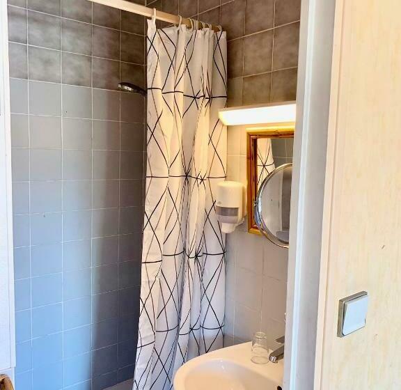 Номер Комфорт, Hôtel Lapérouse Des Cordeliers