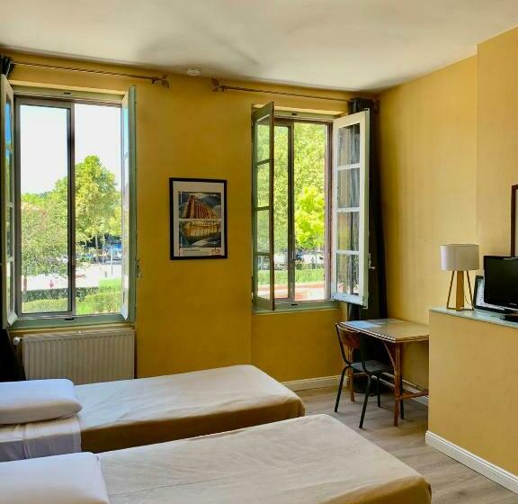 コンフォートルーム, Hôtel Lapérouse Des Cordeliers