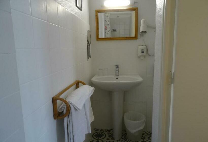 コンフォートルーム, Hôtel Lapérouse Des Cordeliers