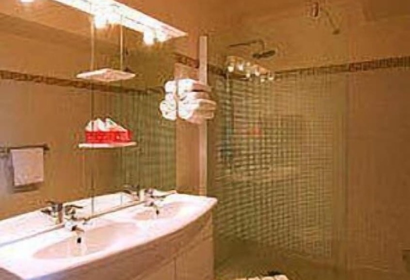 スタンダードルーム, Le Galion Hotel Et Restaurant Canet Plage   Logis