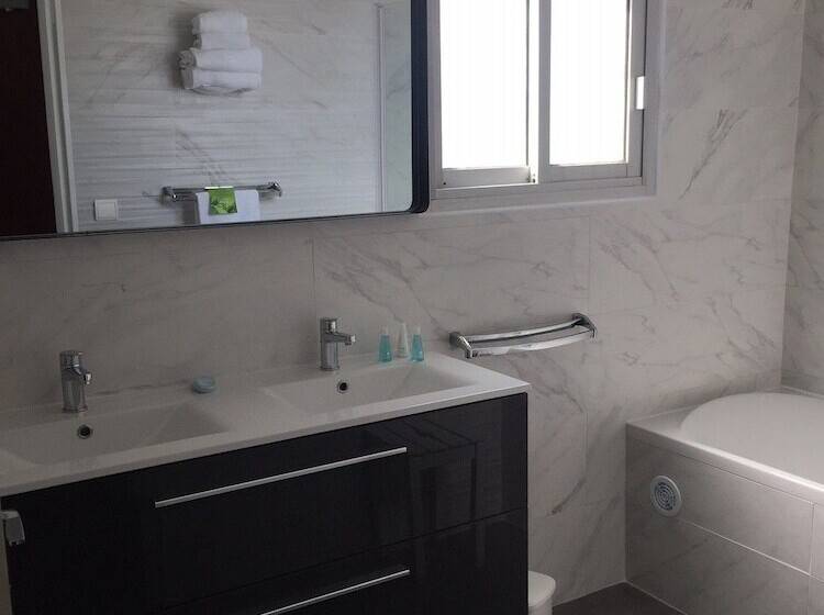 スタンダードルーム, Le Galion Hotel Et Restaurant Canet Plage   Logis