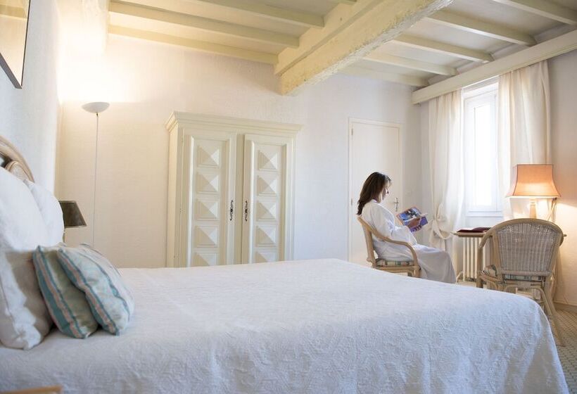 חדר סופריור, Le Grand Paris