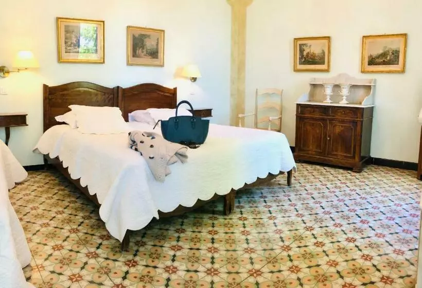 Superior Room, Le Relais Notre Dame