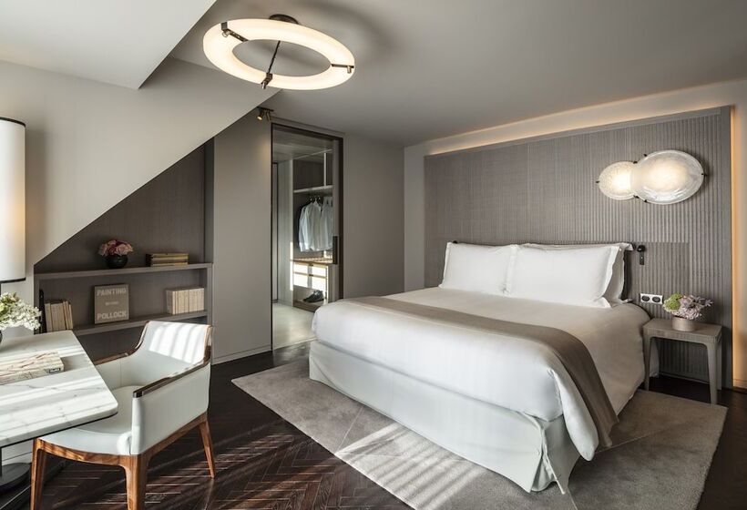 スイート, Lutetia