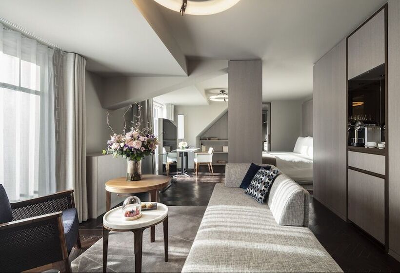 スイート, Lutetia