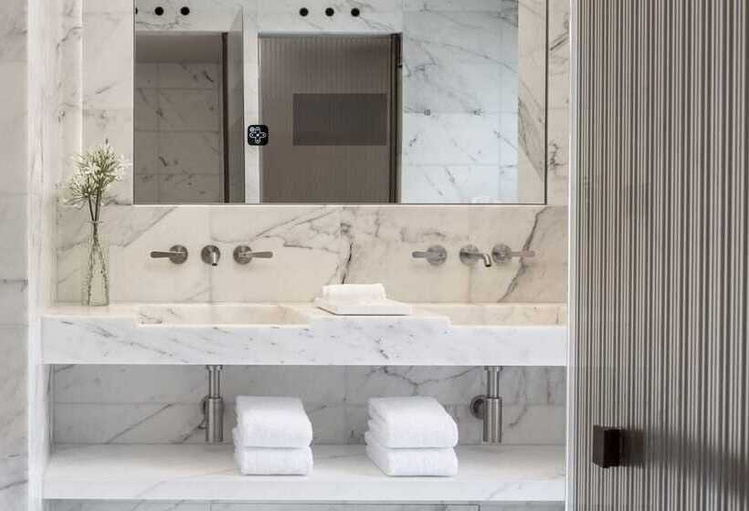 バルコニー付きデラックスルーム, Lutetia