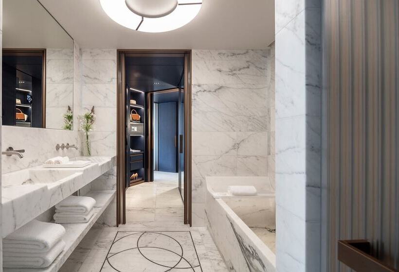 デラックススイート, Lutetia