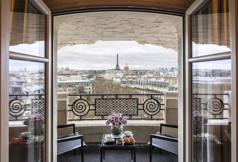 Suite con Vista, Lutetia