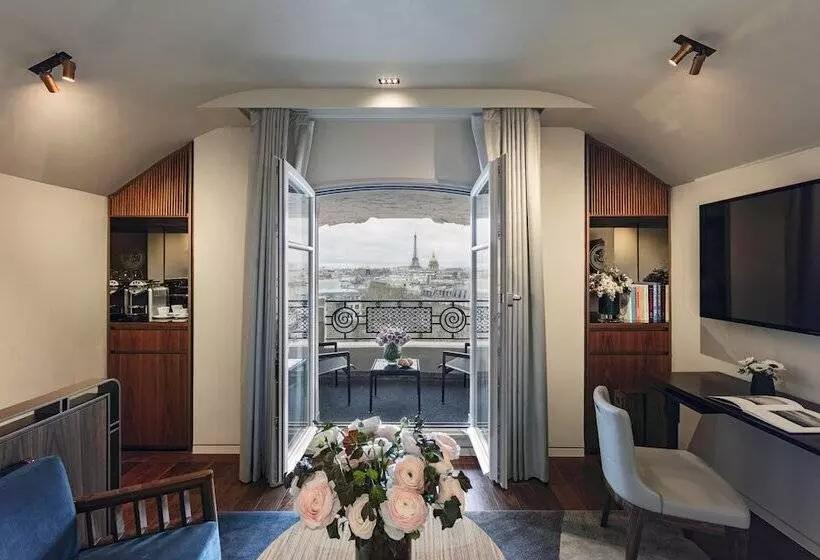 Suite con Vista, Lutetia