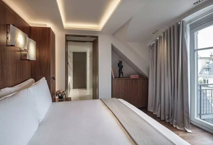 Suite con Vista, Lutetia