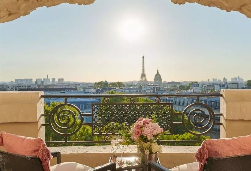 Suite con Vista, Lutetia