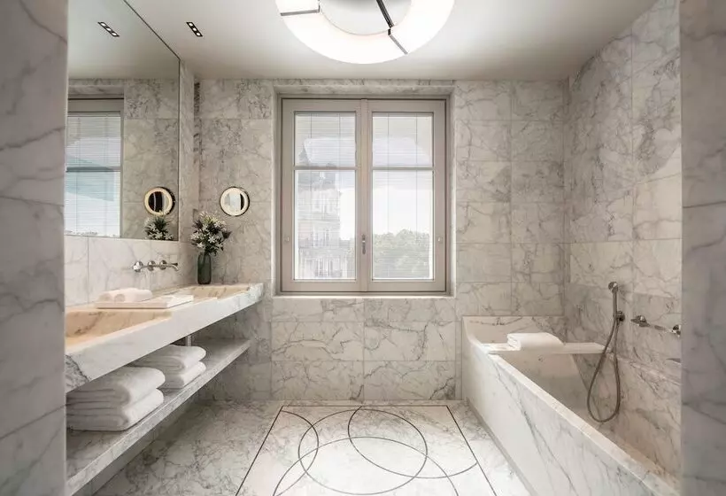Junior Suite con Balcone, Lutetia