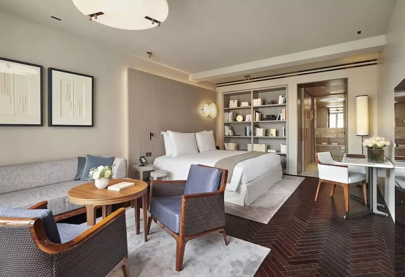 Suite Junior, Lutetia