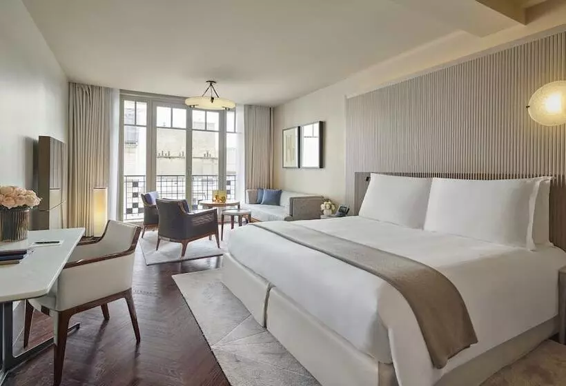 Suite Junior, Lutetia