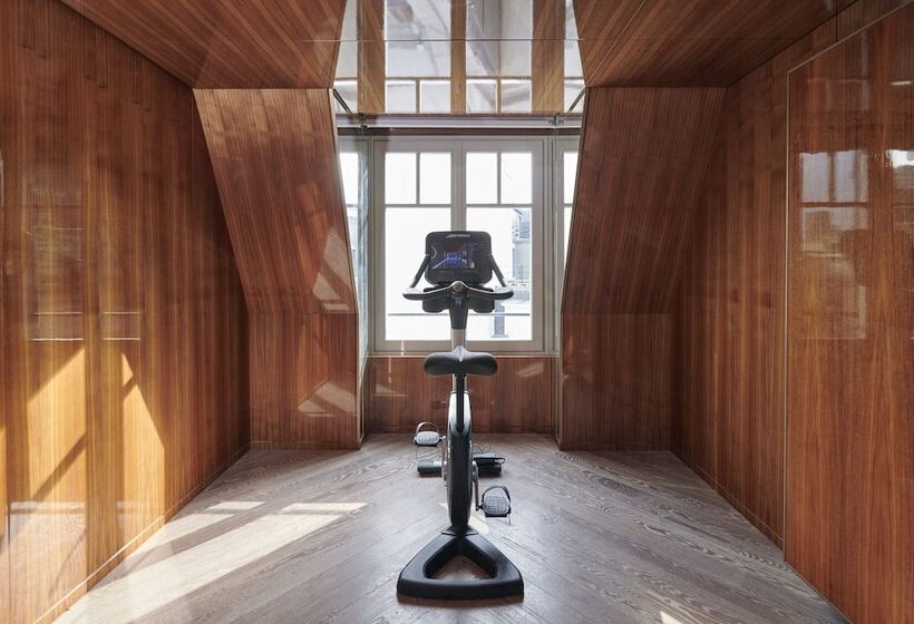 プレジデントスイートルーム, Lutetia