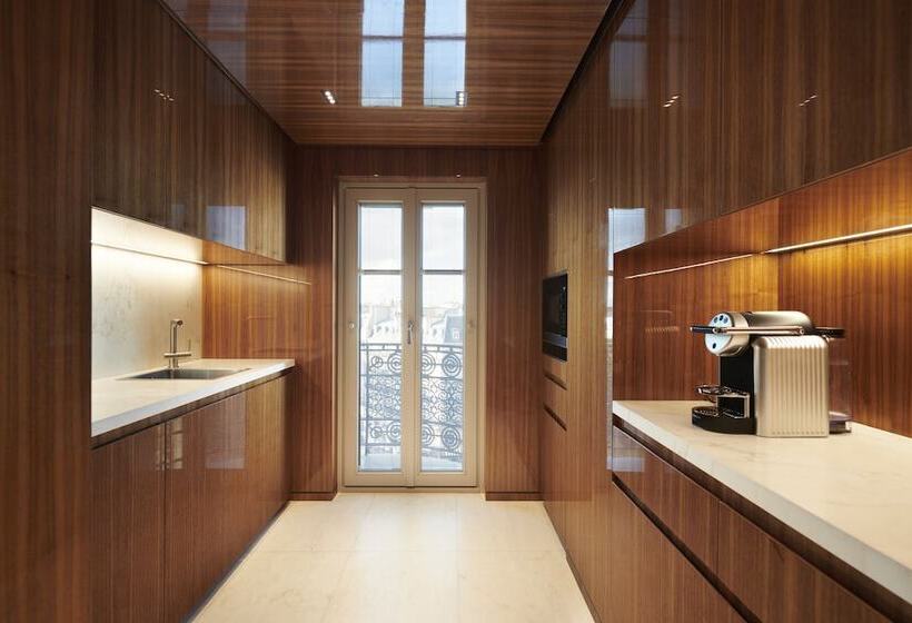 プレジデントスイートルーム, Lutetia