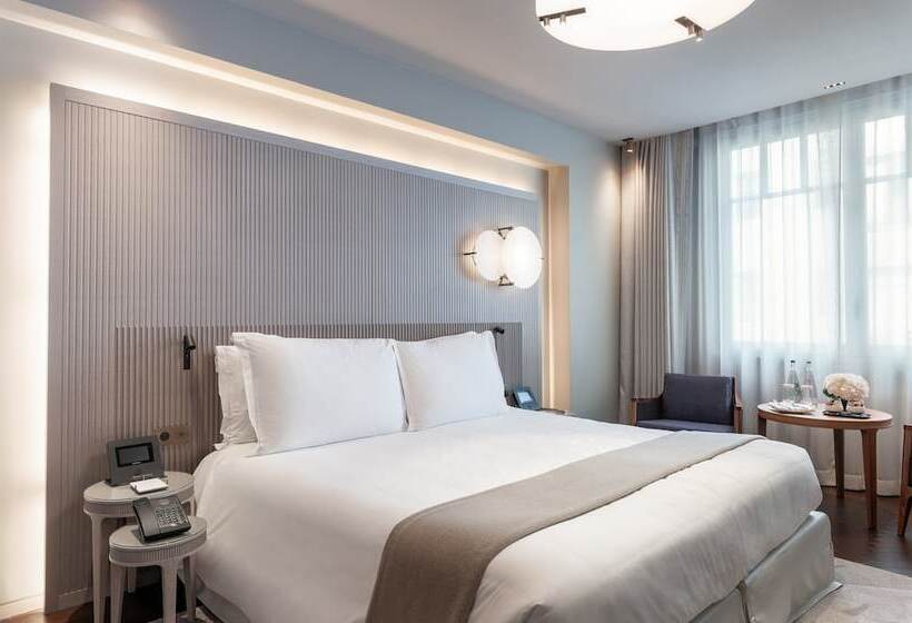 スーペリアールーム, Lutetia