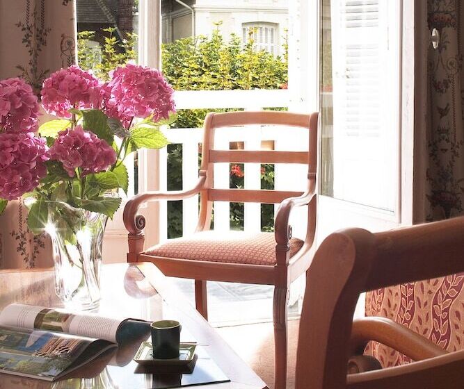 コンフォートルーム, Marieanne