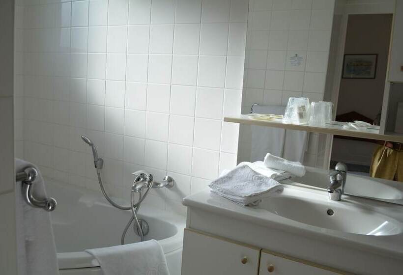 ジュニアスイート, Marieanne