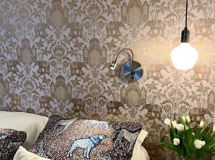 StandaardKamer, Moderna