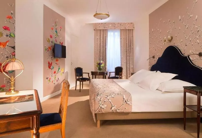 Chambre Supérieure, Le Negresco