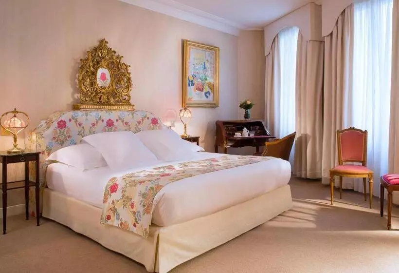 Chambre Familiale Deluxe, Le Negresco