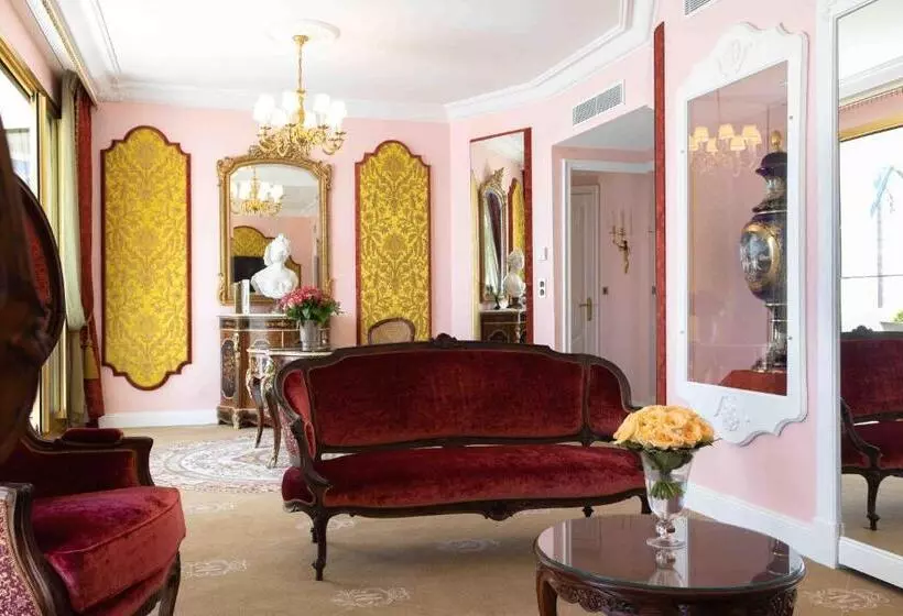 Suite Deluxe Vue Mer, Le Negresco