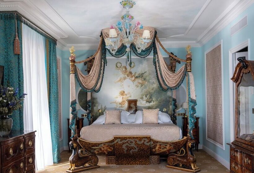 デラックスジュニアスイート, Le Negresco