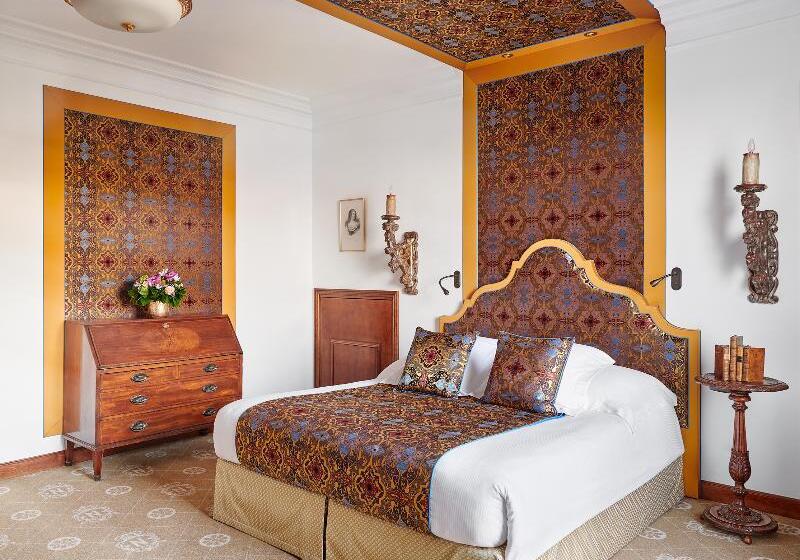 Номер Deluxe Вид на Море, Le Negresco
