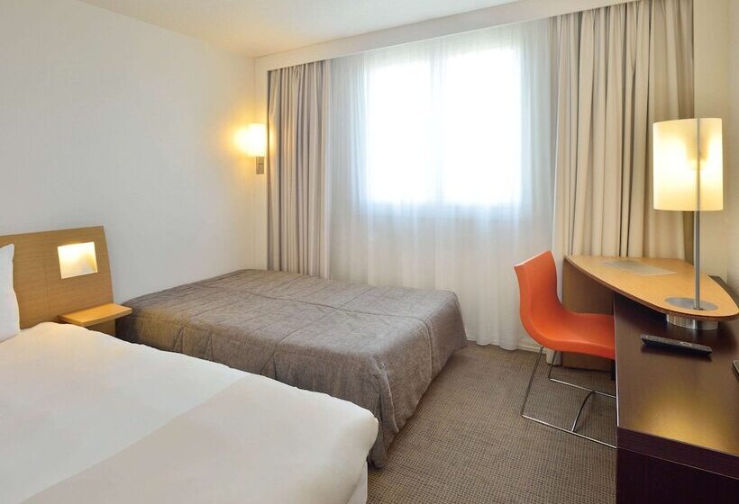 家庭间, Novotel Bayeux