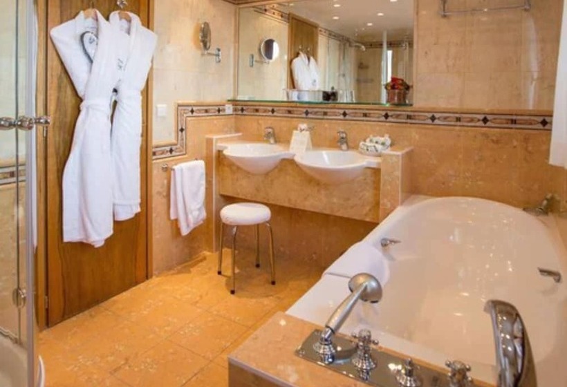 ファミリールーム, Alpen Ruitor