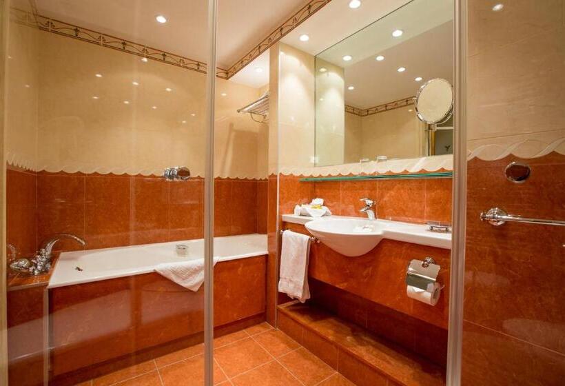 ファミリールーム, Alpen Ruitor