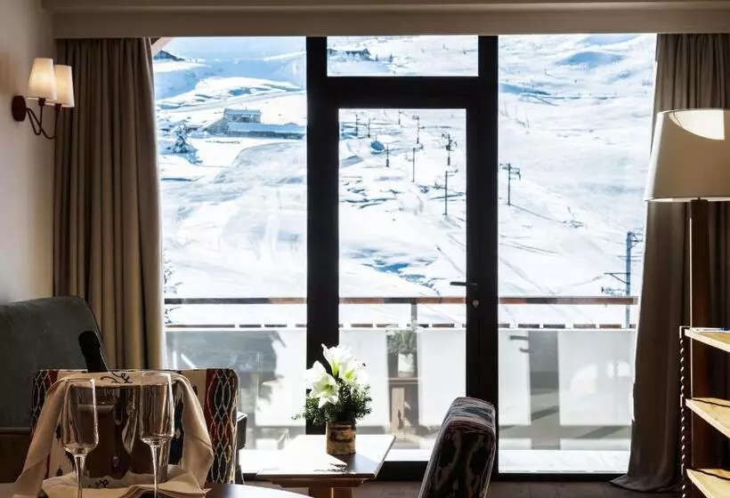 سوئیت با بالکن, Alpes Hôtel Du Pralong