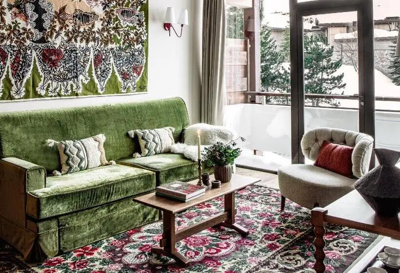 سوئیت با بالکن, Alpes Hôtel Du Pralong