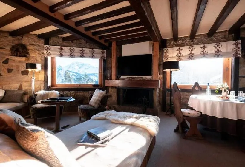سوییت, Alpes Hôtel Du Pralong