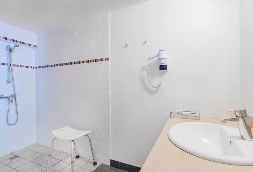 Номер Стандарт, Comfort Hotel Pithiviers