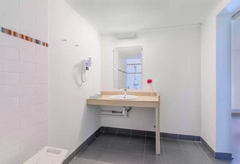 غرفة قياسية, Comfort Hotel Pithiviers